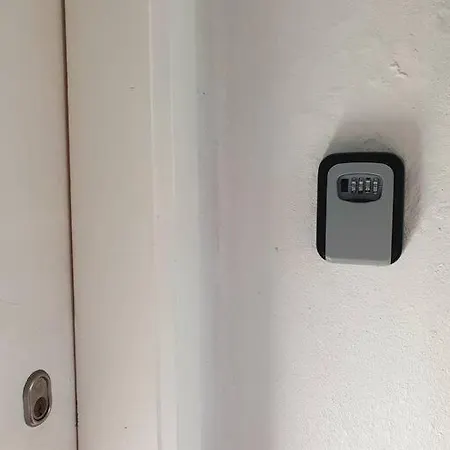 Cozy Basement In The Center