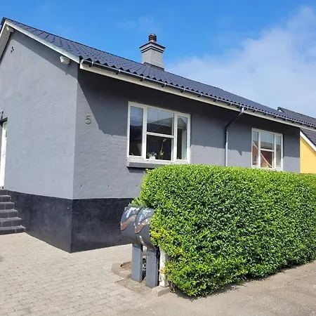 Appartement Cozy Basement In The Center Hirtshals